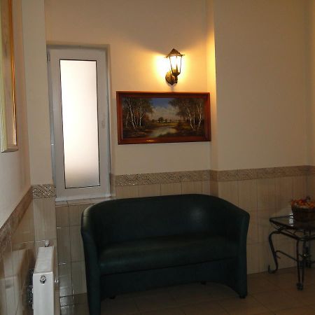 Hotel Elegant Kiev Esterno foto