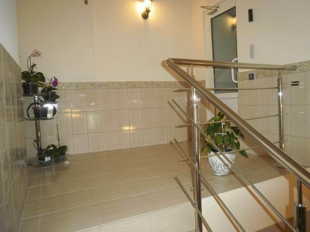 Hotel Elegant Kiev Esterno foto