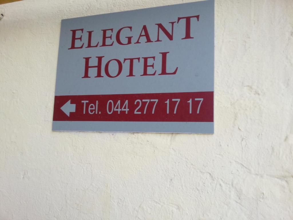 Hotel Elegant Kiev Esterno foto