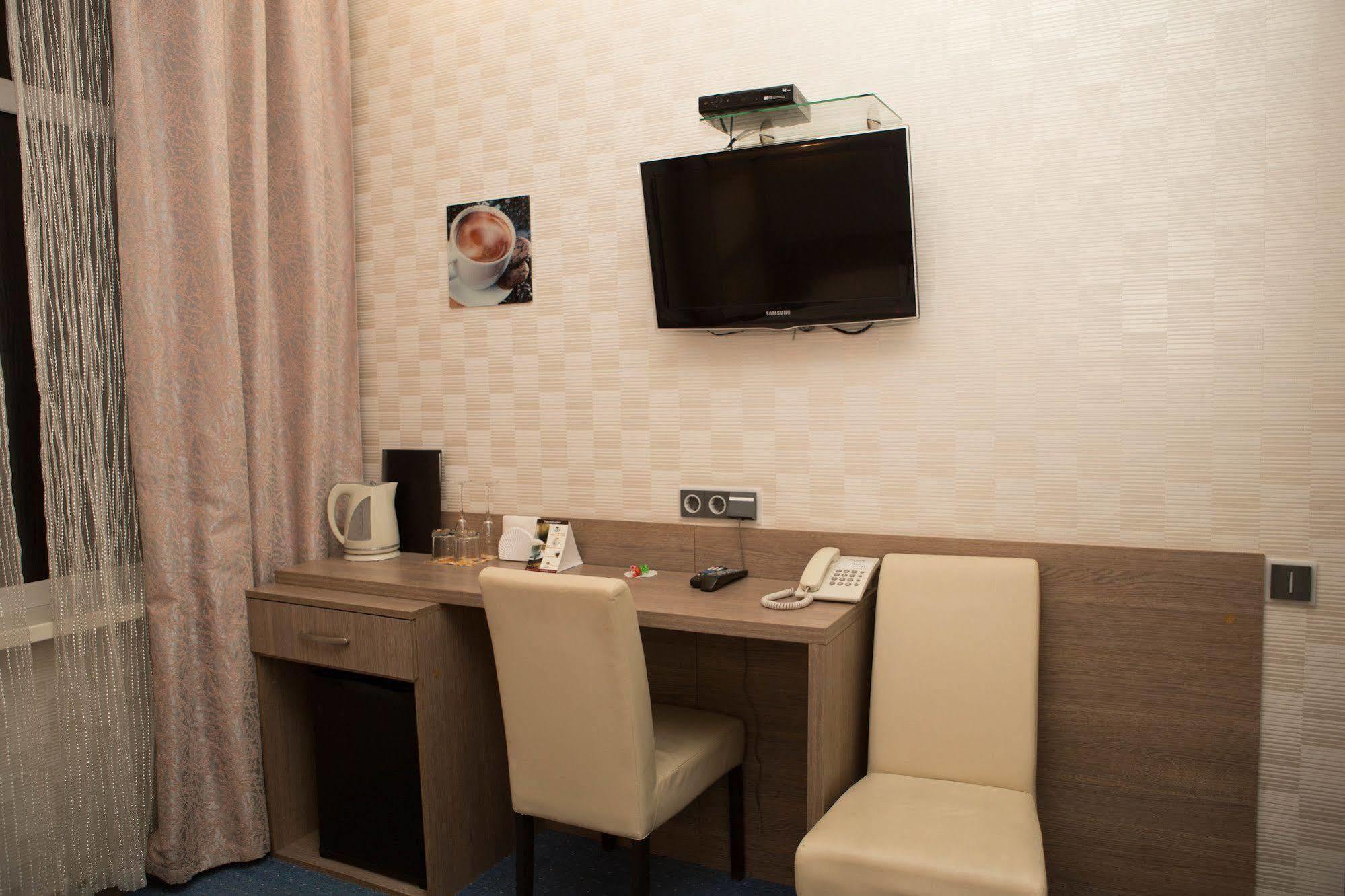 Hotel Elegant Kiev Esterno foto
