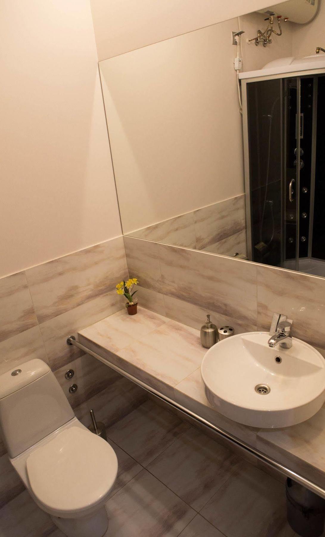 Hotel Elegant Kiev Esterno foto